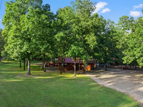 Exterior - 17 Halibut Bay Rd, Broken Bow, OK 74728 photo 3 of 11