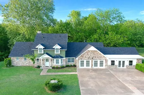819 W Adams St, Purcell, OK 73080
