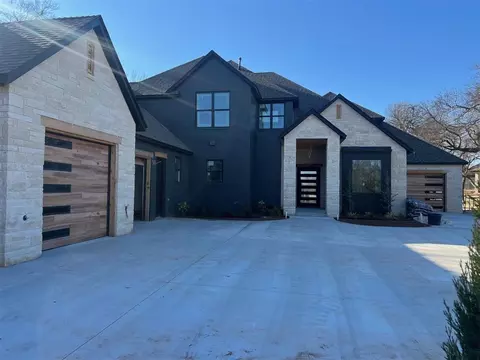 10004 SW 27th St, Yukon, OK 73099