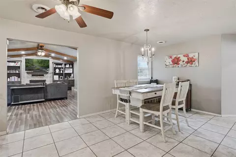 Dining - 319 Cameron Dr, Altus, OK 73521 photo 1 of 4
