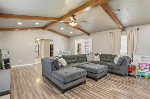 Other - 319 Cameron Dr, Altus, OK 73521 photo 3 of 9