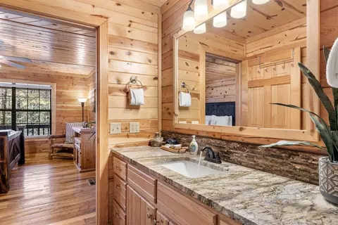 Bath - 32 Fireside Land, Broken Bow, OK 74728 photo 4 of 8