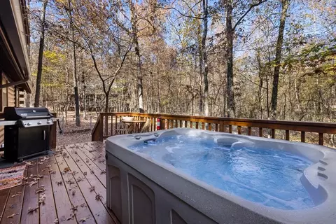 Exterior - 32 Fireside Land, Broken Bow, OK 74728 photo 2 of 5