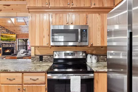 Kitchen - 32 Fireside Land, Broken Bow, OK 74728 photo 5 of 6