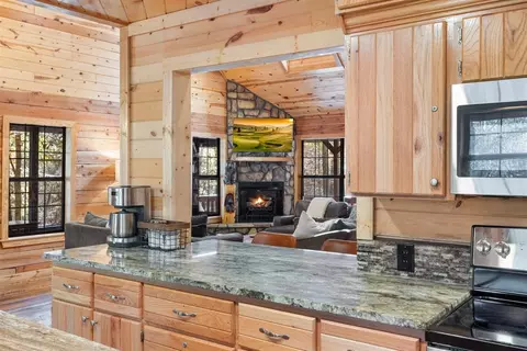 Kitchen - 32 Fireside Land, Broken Bow, OK 74728 photo 4 of 6