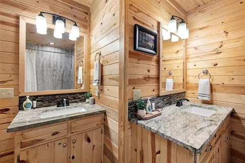 Bath - 32 Fireside Land, Broken Bow, OK 74728 photo 5 of 8