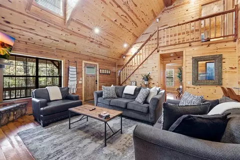 Living - 32 Fireside Land, Broken Bow, OK 74728 photo 4 of 6