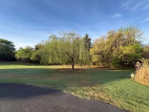 7101 Coyote Pt, Edmond, OK 73034