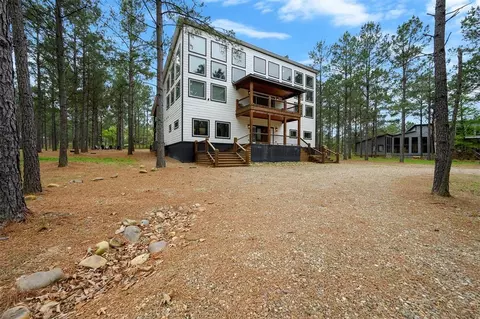 Exterior - 118 Hackberry Flat Trl, Broken Bow, OK 74728 photo 3 of 13
