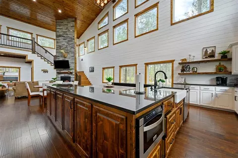 Kitchen - 118 Hackberry Flat Trl, Broken Bow, OK 74728 photo 1 of 3