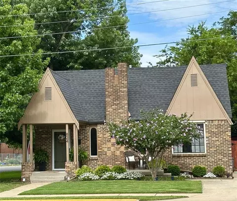824 S Ponca Ave, Norman, OK 73071