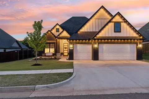 8825 Beechgrove Dr, Arcadia, OK 73007