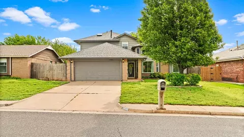 1304 San Fidel Ln, Edmond, OK 73003