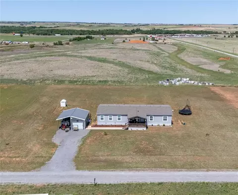 130 Hydro Hills Rd, Hydro, OK 73048