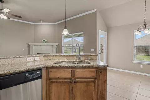 Kitchen - 1609 Chambers St, Norman, OK 73071 photo 1 of 3