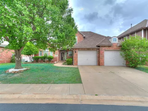 16516 Covington Mnr, Edmond, OK 73012
