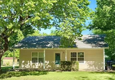 818 N Cleason Ave, Davenport, OK 74026