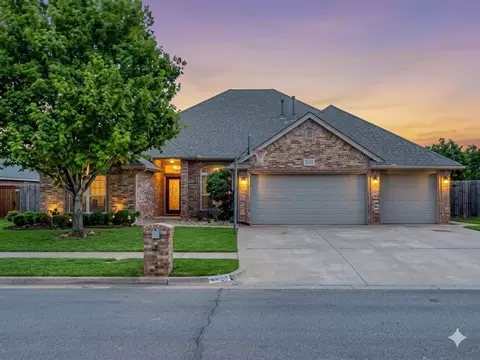 11304 Shasta Ln, Oklahoma City, OK 73162