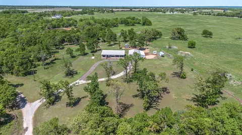 118 Cottonwood Dr, Mcloud, OK 74851