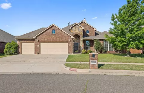 11809 Charleston Way, Yukon, OK 73099