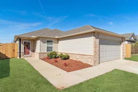 1821 Hannah Ln, Oklahoma City, OK 73127