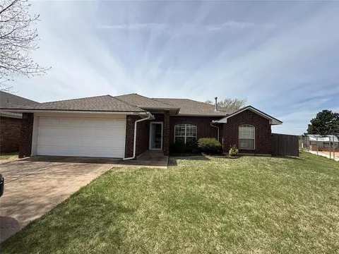 21865 Homesteaders Pl, Edmond, OK 73012