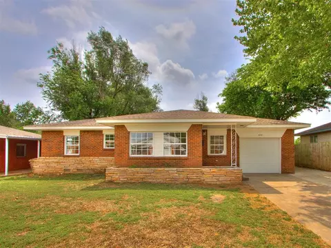 624 E Bouse Dr, Midwest City, OK 73110