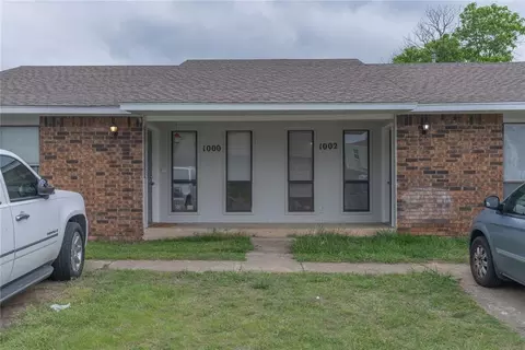 1000 Acacia Cir, Noble, OK 73068