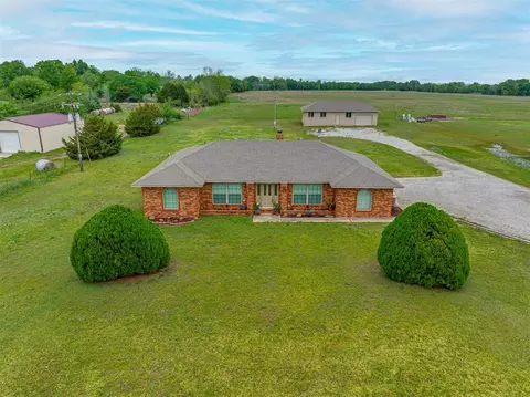 48110 Hardesty Rd, Earlsboro, OK 74840