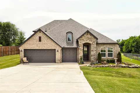 13501 Hickory Way, Edmond, OK 73025