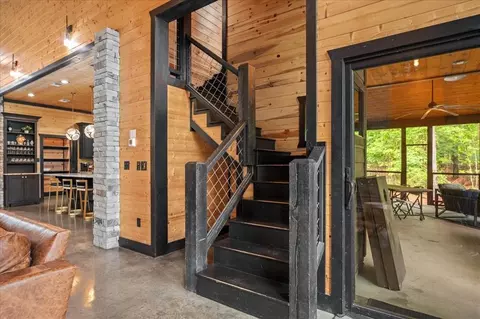 Entry Way - 653 Lost Cedar Trl, Broken Bow, OK 74728 photo 1 of 4