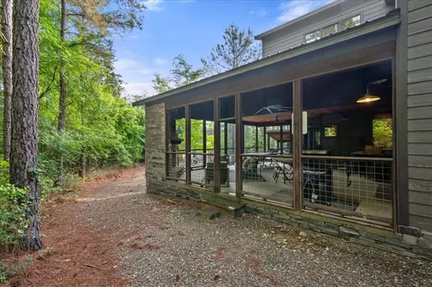 Exterior - 653 Lost Cedar Trl, Broken Bow, OK 74728 photo 9 of 12