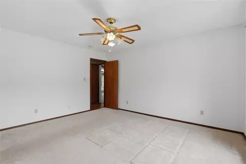 Bedroom - 6340 Weavers Corner Rd, Noble, OK 73068 photo 6 of 6
