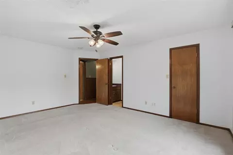 Bedroom - 6340 Weavers Corner Rd, Noble, OK 73068 photo 4 of 6