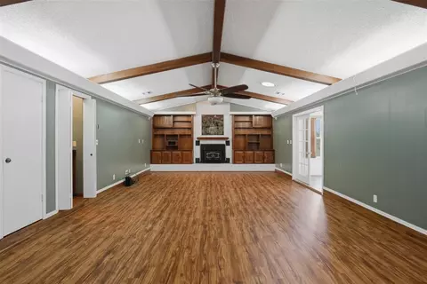 Living - 6340 Weavers Corner Rd, Noble, OK 73068 photo 2 of 6