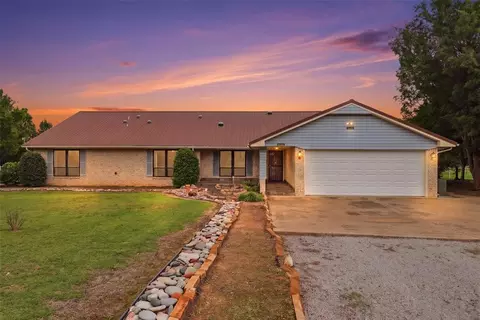 6340 Weavers Corner Rd, Noble, OK 73068