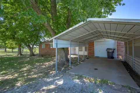 101 Christi St, Paoli, OK 73074