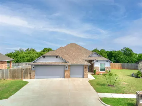 13808 Village Cv, Piedmont, OK 73078