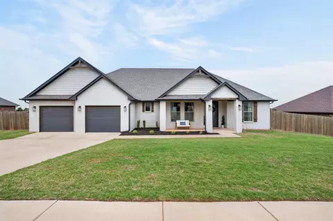 637 Megan Ln, Blanchard, OK 73010