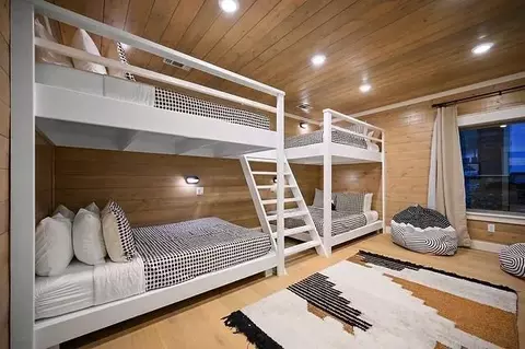 Bedroom - 36 Soft Spring Trl, Broken Bow, OK 74728 photo 6 of 6