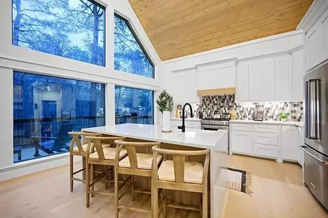 Kitchen - 36 Soft Spring Trl, Broken Bow, OK 74728 photo 1 of 2