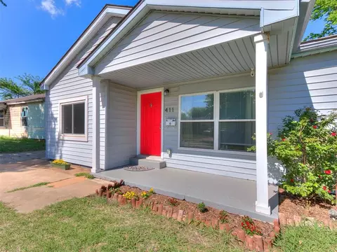 411 Russell Dr, Midwest City, OK 73110