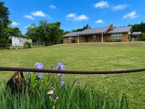 35178 County Street 2720, Anadarko, OK 73005