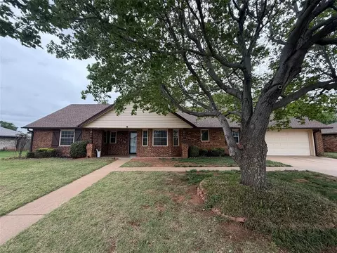1219 N Elm St, Weatherford, OK 73096