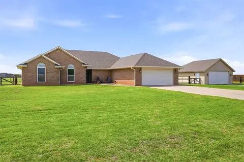 38 Freedom Cir, Altus, OK 73521