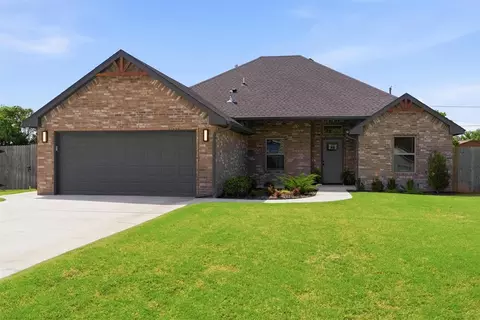 708 NW 114th St, Oklahoma City, OK 73114