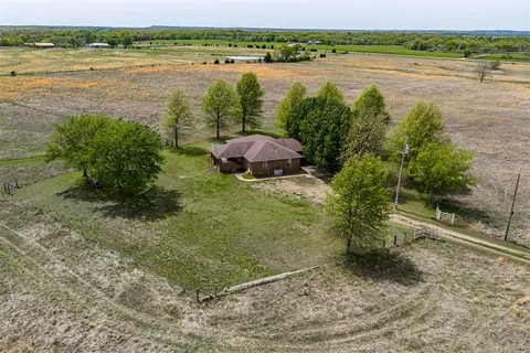 384045 E 1040 Rd, Okemah, OK 74859