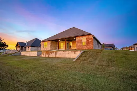 Exterior - 1119 Deer Rdg, Tuttle, OK 73089 photo 4 of 5
