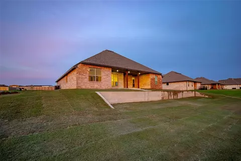 Exterior - 1119 Deer Rdg, Tuttle, OK 73089 photo 5 of 5
