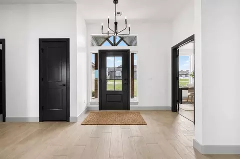 Entry Way - 1119 Deer Rdg, Tuttle, OK 73089 photo 1 of 2